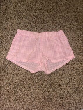 Edikted Pink Gingham Elastic Waist Shorts
